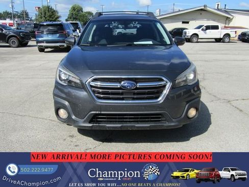 Used 2019 Subaru Outback 2.5i Limited w/ Popular Package #2 AWD/4WD image 2