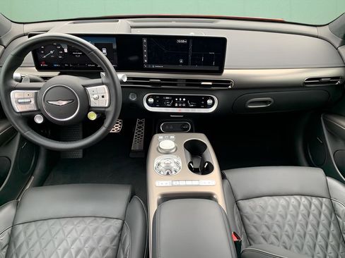 Used 2023 Genesis GV60 Performance image 21