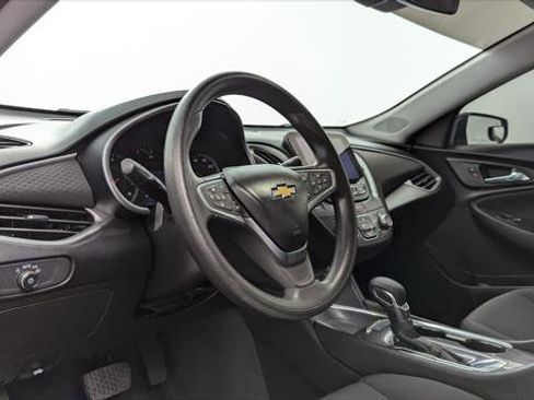 Used 2022 Chevrolet Malibu LS w/ Driver Confidence Package II FWD image 24