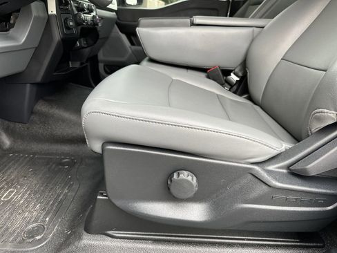 Used 2024 Ford F350 XL w/ XL Chrome Package image 13