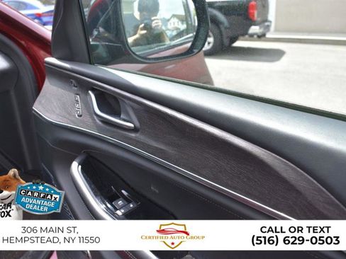 Used 2022 Jeep Grand Cherokee Overland w/ Luxury Tech Group IV AWD/4WD image 19