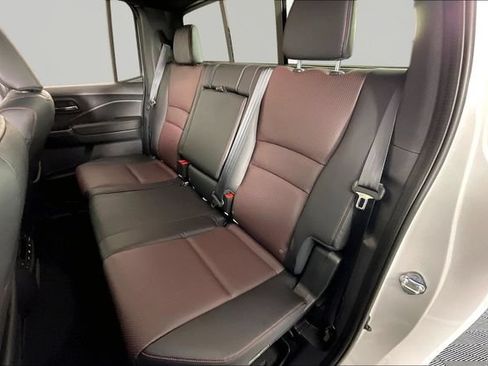 Used 2026 Honda Ridgeline Black Edition image 21