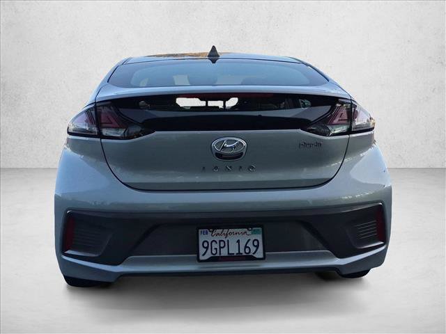 Used 2022 Hyundai Ioniq SEL FWD image 6