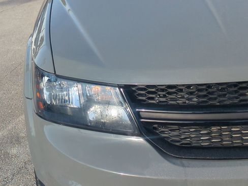 Used 2020 Dodge Journey Crossroad w/ Popular Equipment Group image 9