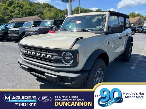 New 2026 Ford Bronco Big Bend AWD/4WD image 1