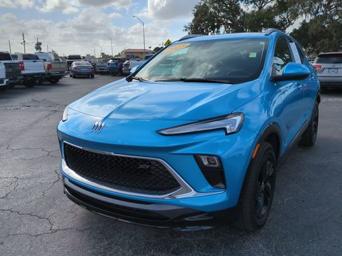 Used 2025 Buick Encore GX Sport Touring w/ Comfort Package image 8