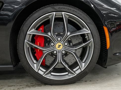 Used 2020 Ferrari GTC4Lusso T RWD image 41