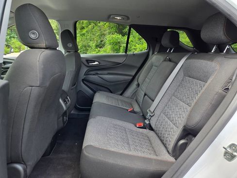Used 2022 Chevrolet Equinox LT AWD/4WD image 14