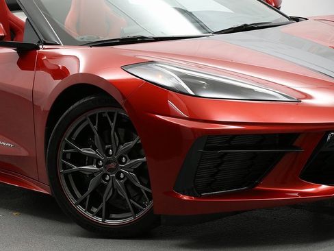 Certified 2024 Chevrolet Corvette Stingray Preferred Conv image 3