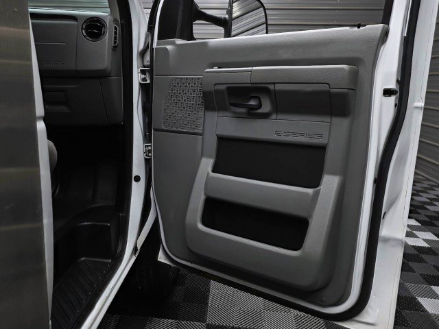 Used 2014 Ford E-350 and Econoline 350 Super Duty w/ Power Windows & Locks Group RWD image 29