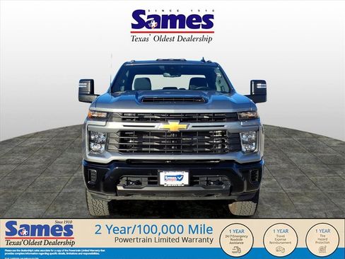 Used 2024 Chevrolet Silverado 2500 Custom w/ Custom Value Package image 2