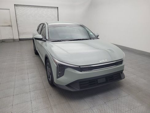 Used 2025 Kia K4 FWD image 14