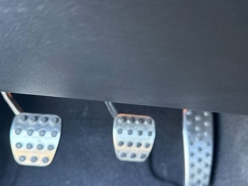 Used 2023 Dodge Challenger R/T w/ T/A Package image 16