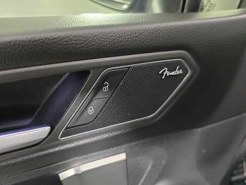 Used 2019 Volkswagen Tiguan SEL Premium AWD/4WD image 25