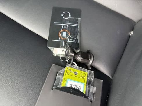 Used 2023 Tesla Model Y Long Range image 23