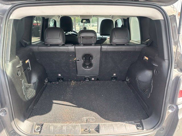 Used 2017 Jeep Renegade Trailhawk w/ Premium Trailhawk Package AWD/4WD image 9