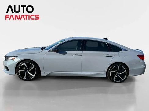 Used 2021 Honda Accord Sport image 2