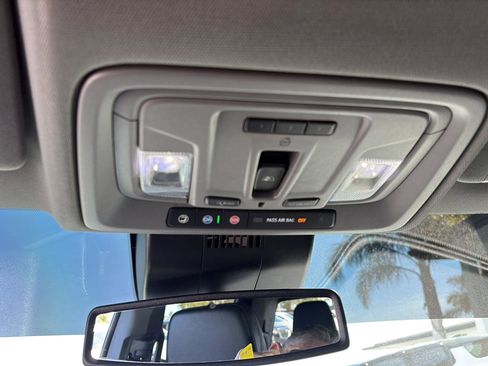 Used 2023 GMC Sierra 1500 SLT w/ SLT Convenience Package image 27