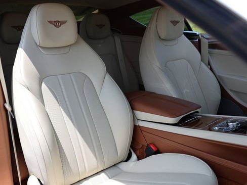 Used 2024 Bentley Continental GT image 56