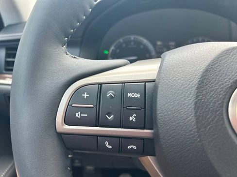 Used 2018 Lexus ES 350 w/ Luxury Package w/Wood Trim FWD image 24