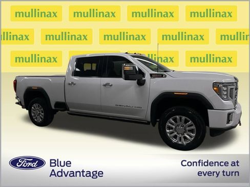 Used 2022 GMC Sierra 2500 Denali w/ Denali Ultimate Package image 2