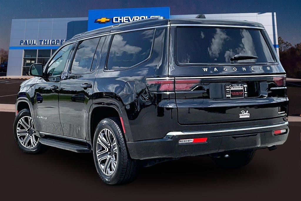 Used 2024 Jeep Wagoneer Series II AWD/4WD image 5