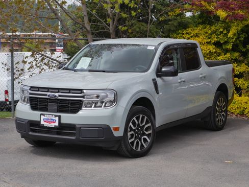 Certified 2024 Ford Maverick Lariat AWD/4WD image 2