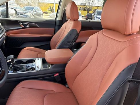 New 2026 Kia Carnival SX image 13