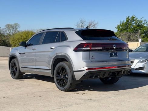 New 2026 Volkswagen Atlas Cross Sport SEL R-Line AWD/4WD image 5