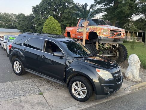 Used 2014 Chevrolet Equinox LT w/ Driver Convenience Package AWD/4WD image 2