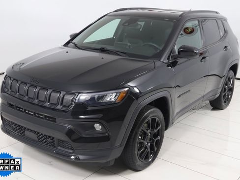 Used 2022 Jeep Compass Altitude w/ Convenience Group image 19