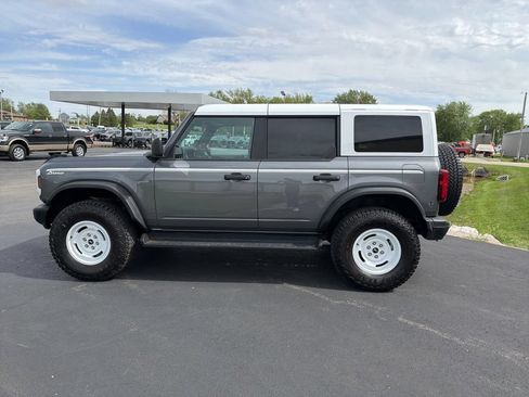 Used 2025 Ford Bronco Heritage Edition AWD/4WD image 7