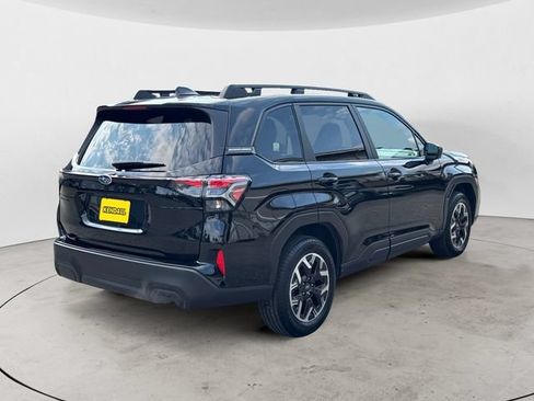 Certified 2025 Subaru Forester Premium AWD/4WD image 5