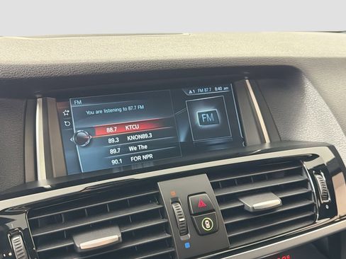 Used 2018 BMW X4 xDrive28i image 15