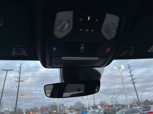 Used 2025 RAM 1500 Big Horn image 30