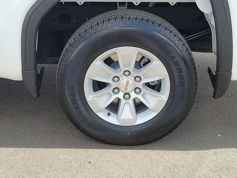 Used 2025 GMC Sierra 1500 Pro w/ Pro Value Package RWD image 10