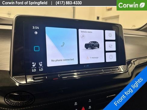 Used 2025 Volkswagen Atlas Cross Sport SE AWD/4WD image 22