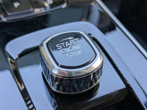 New 2026 Volvo XC90 B6 Ultra w/ Protection Package Premier image 43