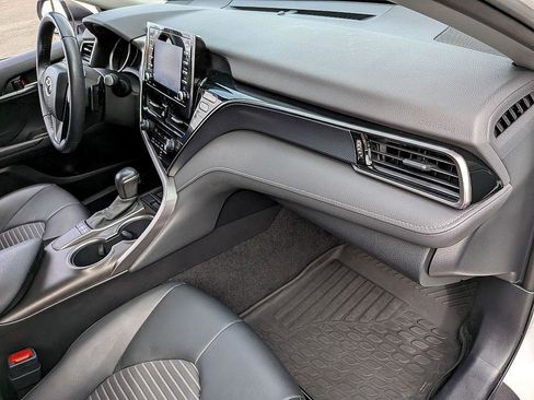 Used 2022 Toyota Camry SE w/ Convenience Package image 35