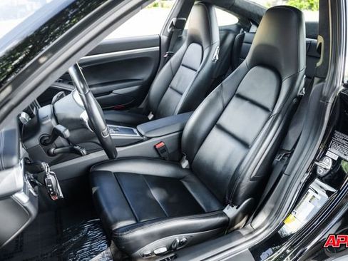 Used 2013 Porsche 911 Carrera 4S image 5