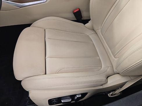 Used 2019 BMW 330i xDrive Sedan w/ Premium Package image 14