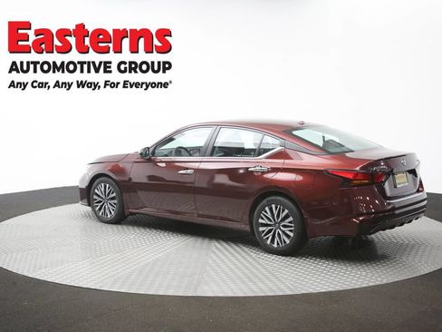 Used 2023 Nissan Altima 2.5 SV FWD image 63