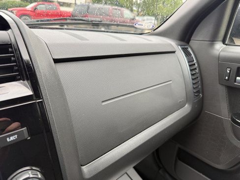 Used 2012 Ford Escape XLT w/ Sport Appearance Pkg AWD/4WD image 28
