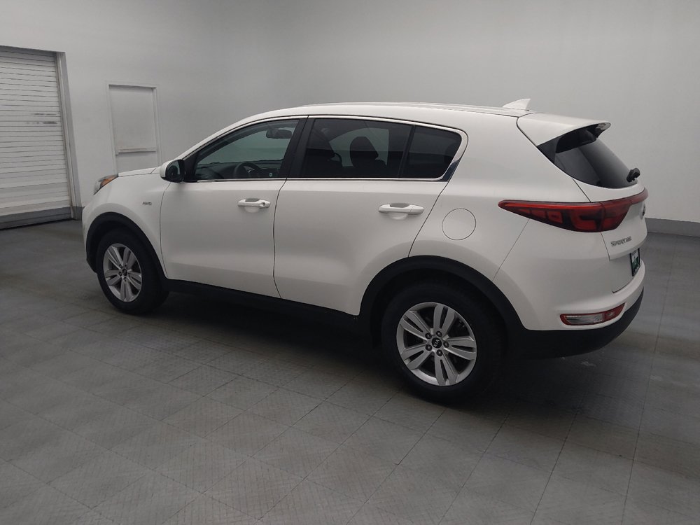 Used 2017 Kia Sportage LX AWD/4WD image 3