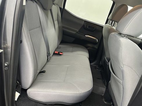 Used 2019 Toyota Tacoma SR5 image 31