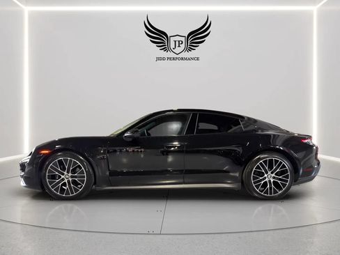 Used 2022 Porsche Taycan RWD image 4