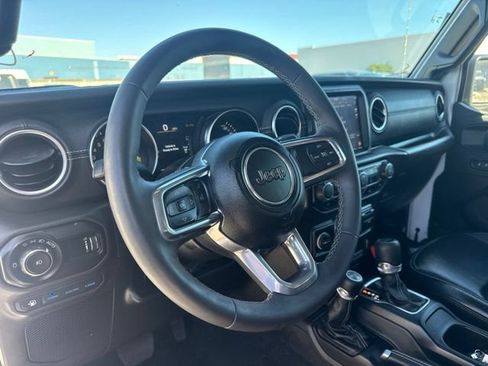 Used 2023 Jeep Wrangler Unlimited Sahara w/ Cold Weather Group AWD/4WD image 10
