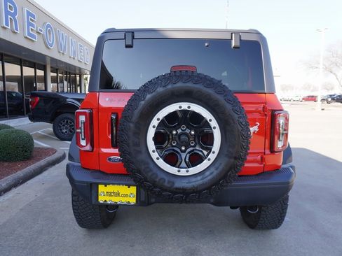 Certified 2023 Ford Bronco Badlands w/ Sasquatch Package image 5