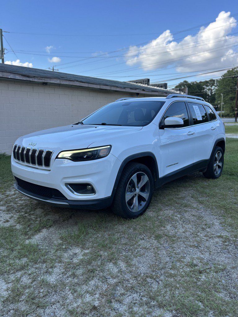 Used 2019 Jeep Cherokee Limited FWD image 1