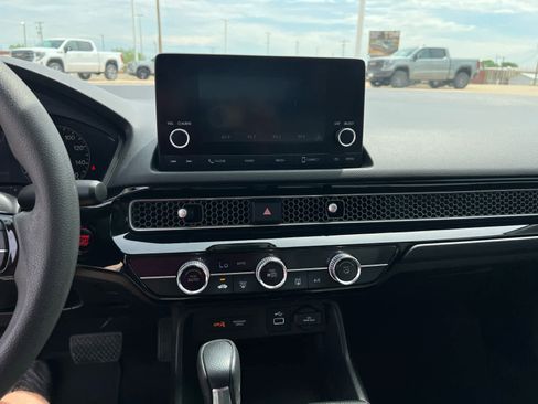 Used 2024 Honda Civic LX image 27